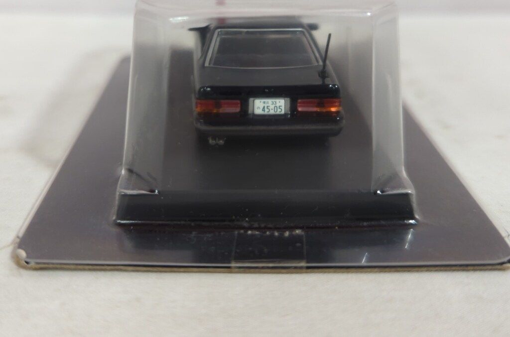 アオシマ 1/64あぶない刑事コレクション F31レパード後期型 港