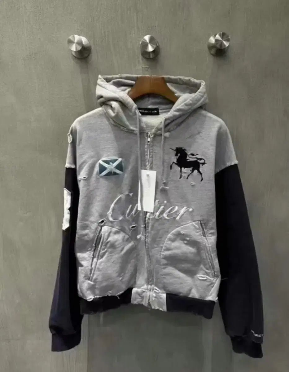 Gr project grey countier zip