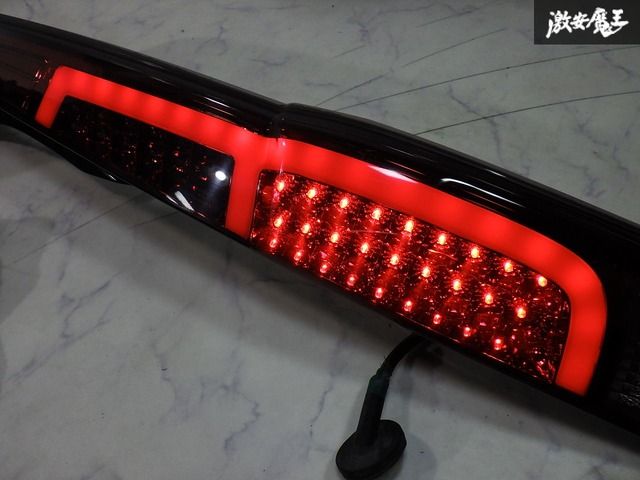 ☆点灯確認済☆ 社外 LA100S LA110S 工場 ムーブ ムーヴ LED テール