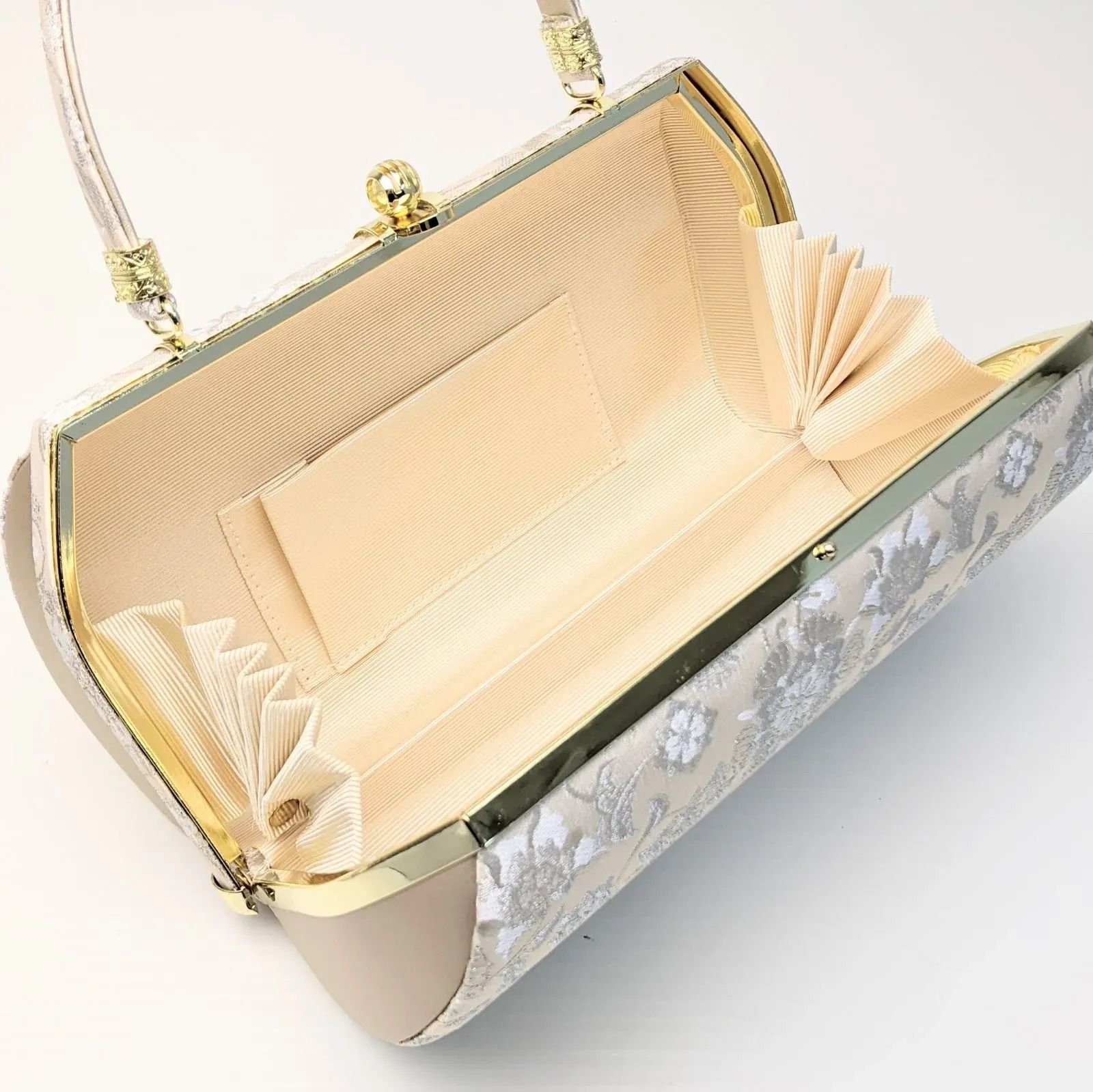 品数豊富。 x和装 草履バッグセット フォーマル 帯地 唐草 ゴールド S LLサイズ wks3