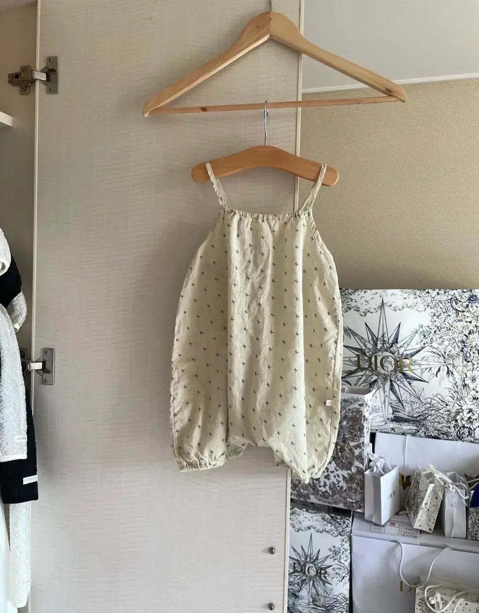  ベネベネ サマーナシロンパース 12 m その他 トップス