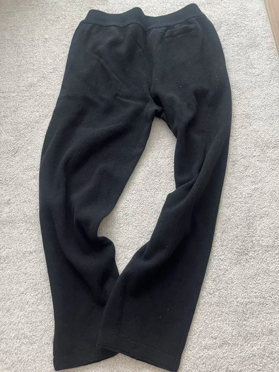カシミア トレーニングパンツ