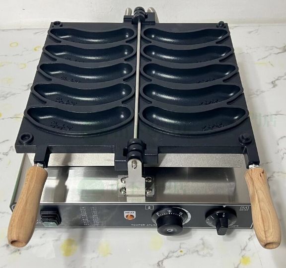 新品 電気 バナナ型 焼き機 ワッフル メーカー 焼成取数5個 単相 新品 電気 バナナ型 焼き機 ワッフル メーカー 焼成取数5個 単相