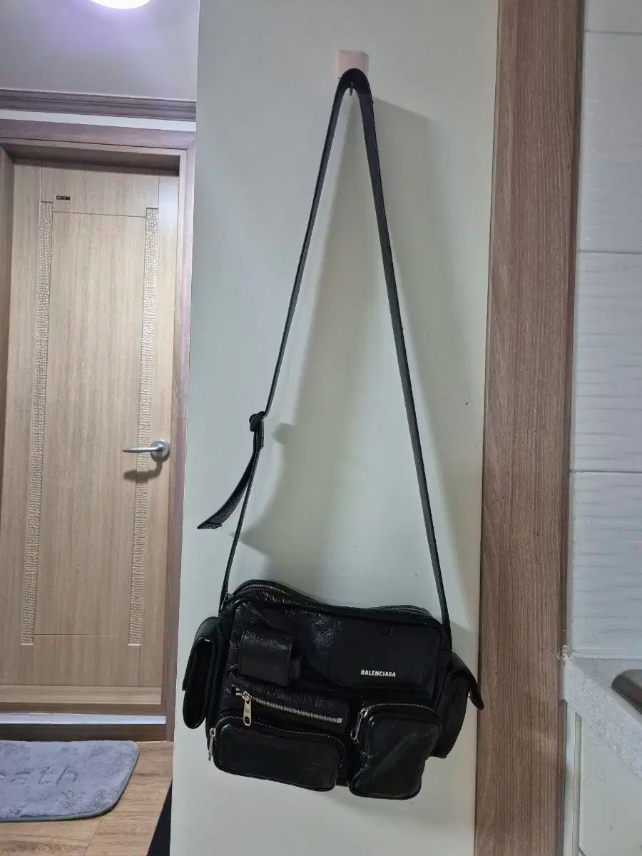 BALENCIAGA バレンシアガ スーパー ビジー カメラ バッグ ブラック