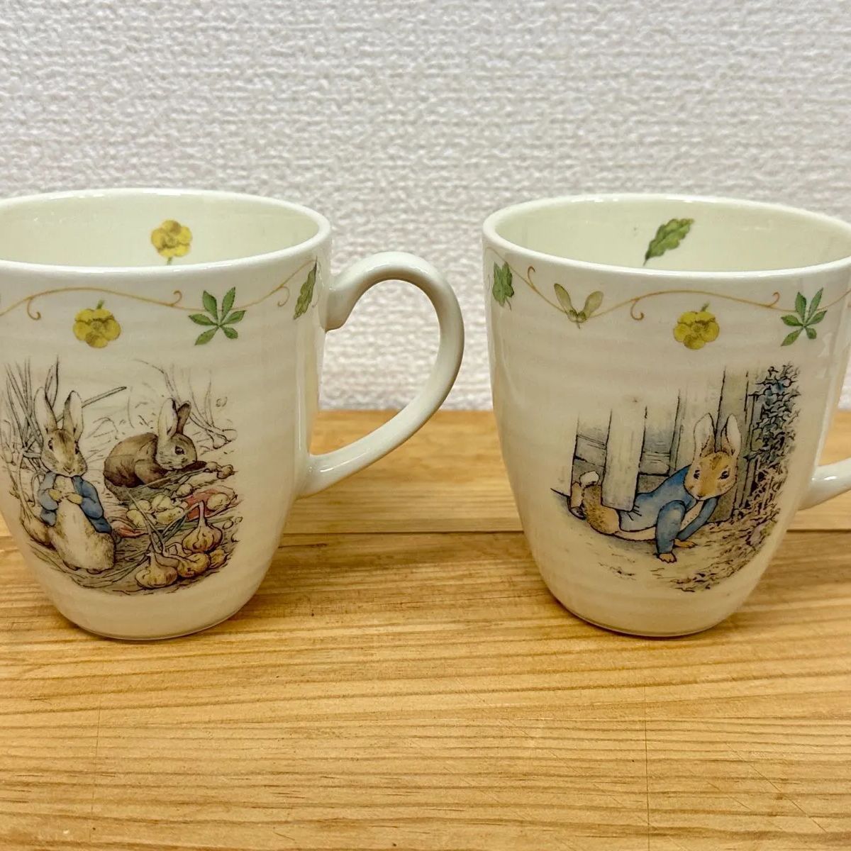 未使用品】ピーターラビット マグカップ&ソーサー 2客セット 未使用品】ピーターラビット マグカップ&ソーサー 2客セット