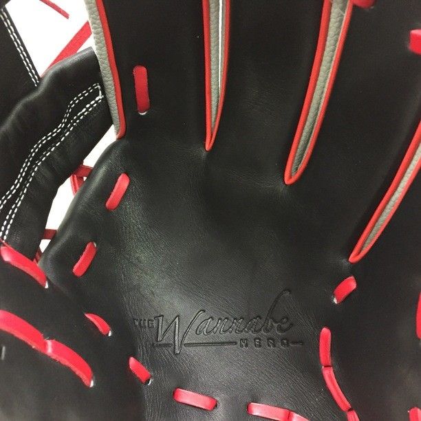 ウィルソン Wilson ワナビーヒーロー 軟式 内野手用グローブ WBW101571 ブラック×グレー 1225 - メルカリ