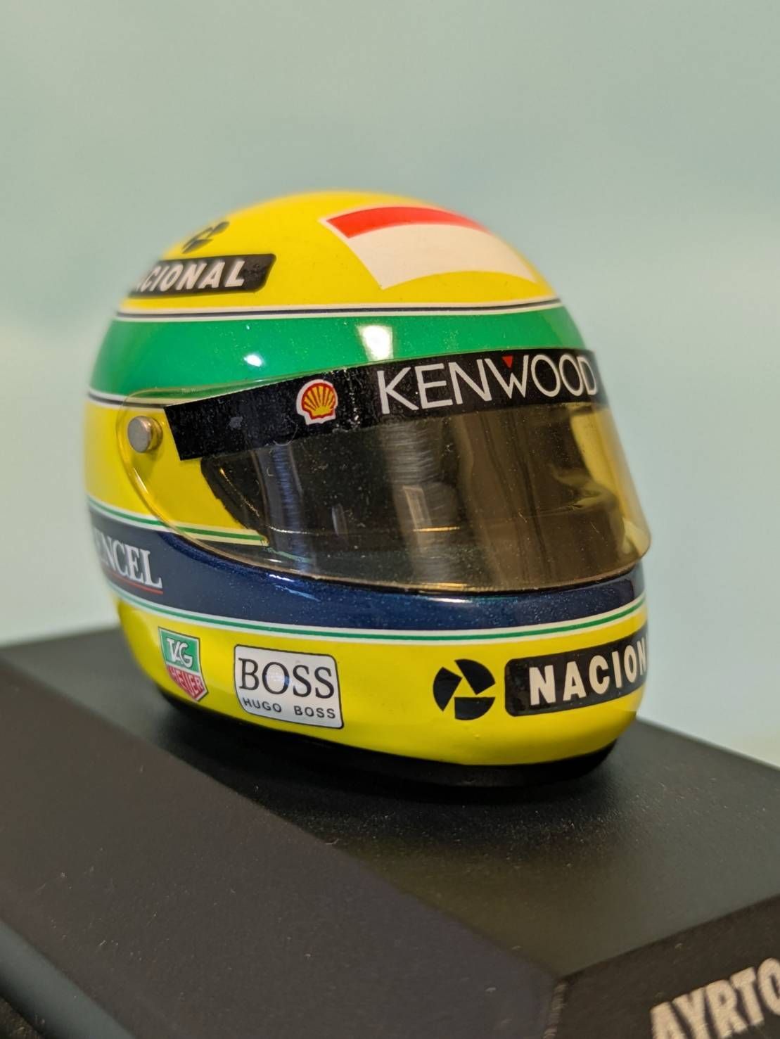 F1 MINICHAMPS 1/8 アイルトン・セナ ヘルメットコレクション MINICHAMPS 1/8スケール ヘルメット アイルトン・セナ ブラジル