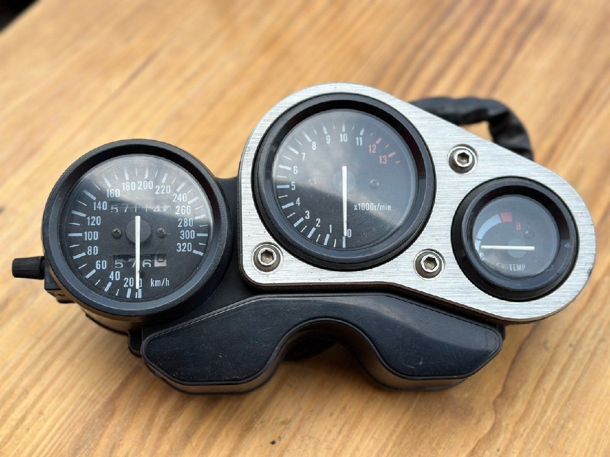 ○動作OK! 良品! SUZUKI スズキ GU75A GSX-R1100 スピード