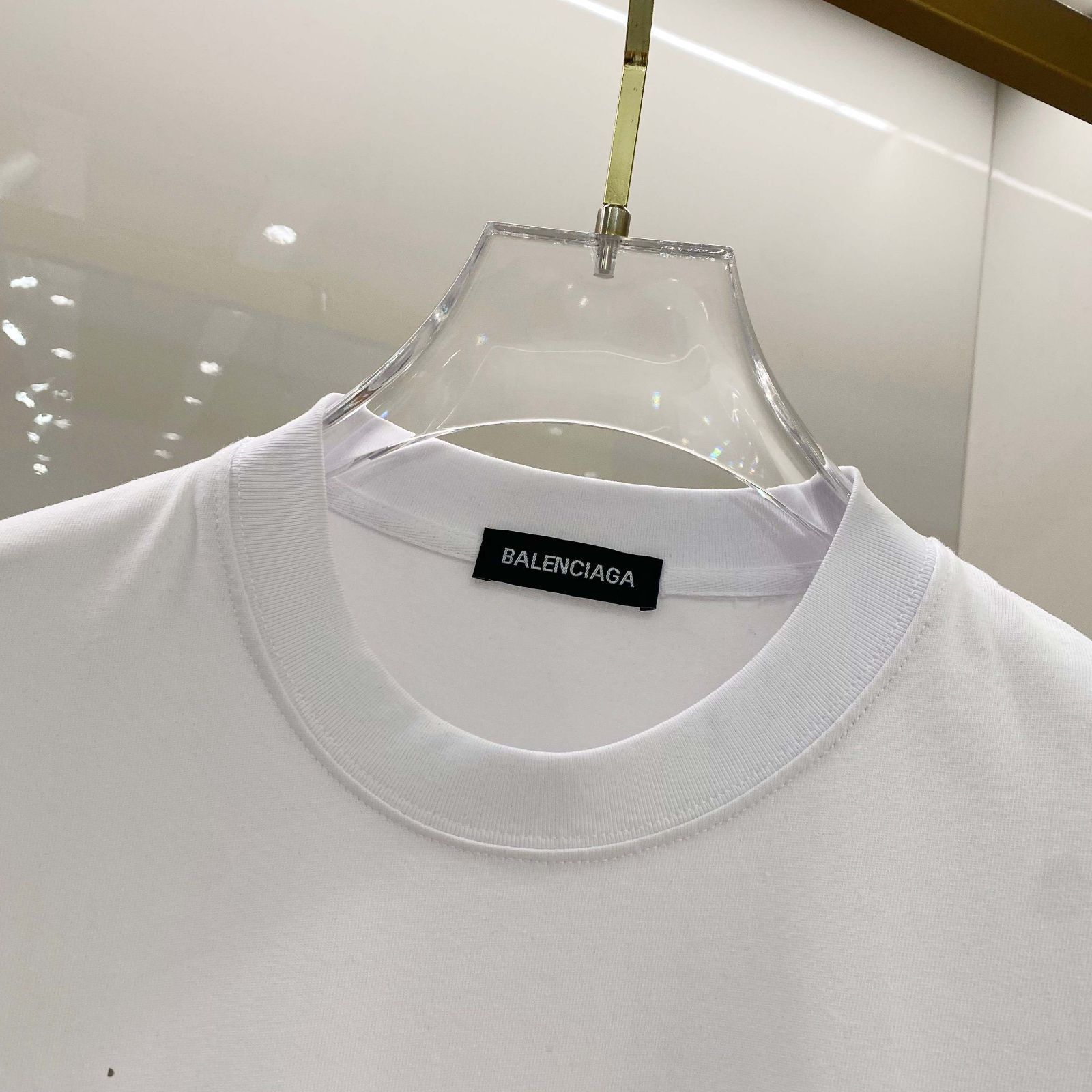25SS BALENCIAGA ホワイト コットン フロントプリント Tシャツ 今日特価】Balenciaga バレンシアガ 25SS ロゴプリント T シャツ