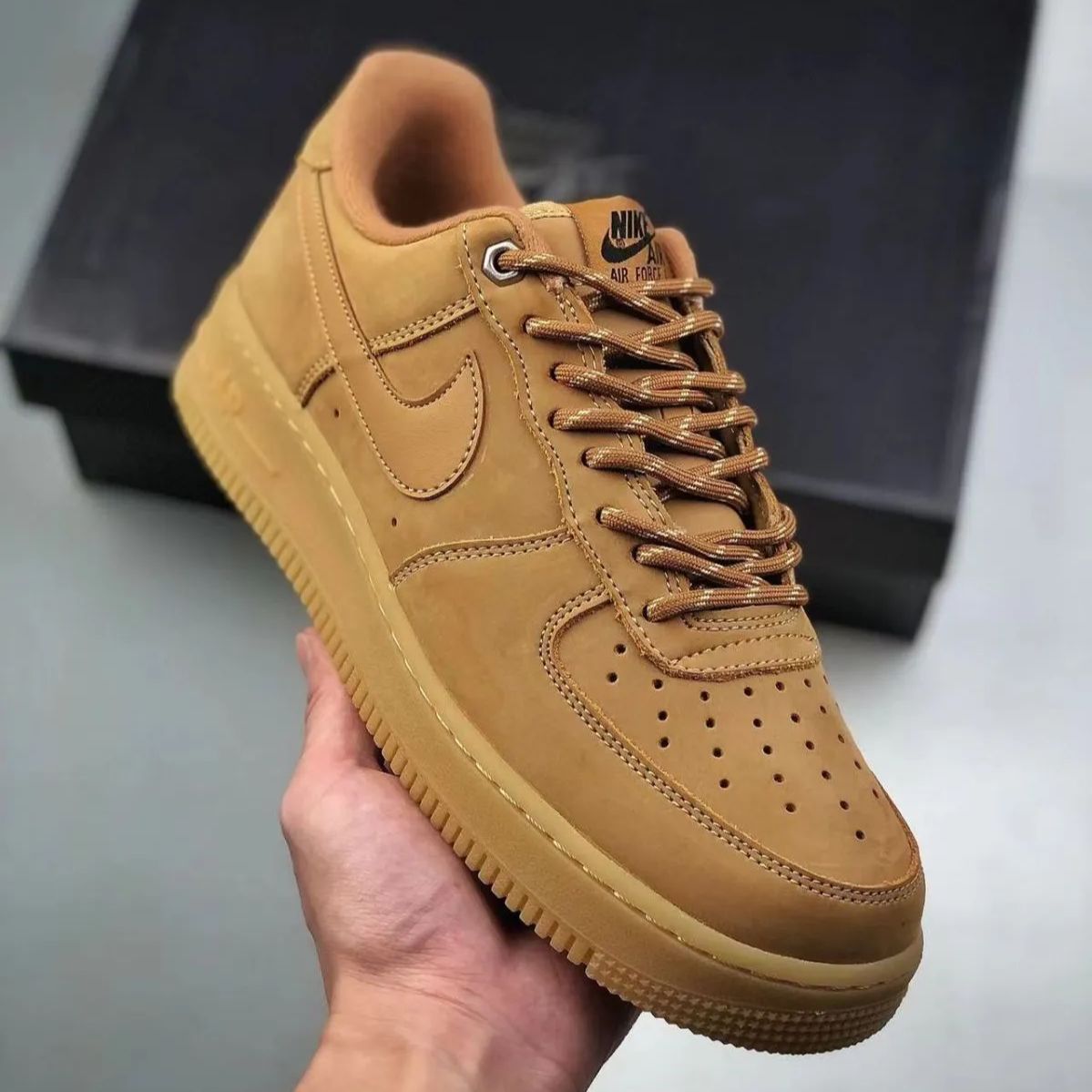 1 / 9 新品 ナイキ NIKE エア フォース ワン AIR FORCE 1 '07 WB フラックス/ガムライトブラウン/ブラック/ウィート CJ9179-200 ナイキジャパン正規品