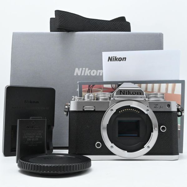 ミラーレス一眼カメラ「FUJIFILM X-T50」ボディ（シルバー） | 富士フイルム | FX-T50-S | Joshin webショップ 通販