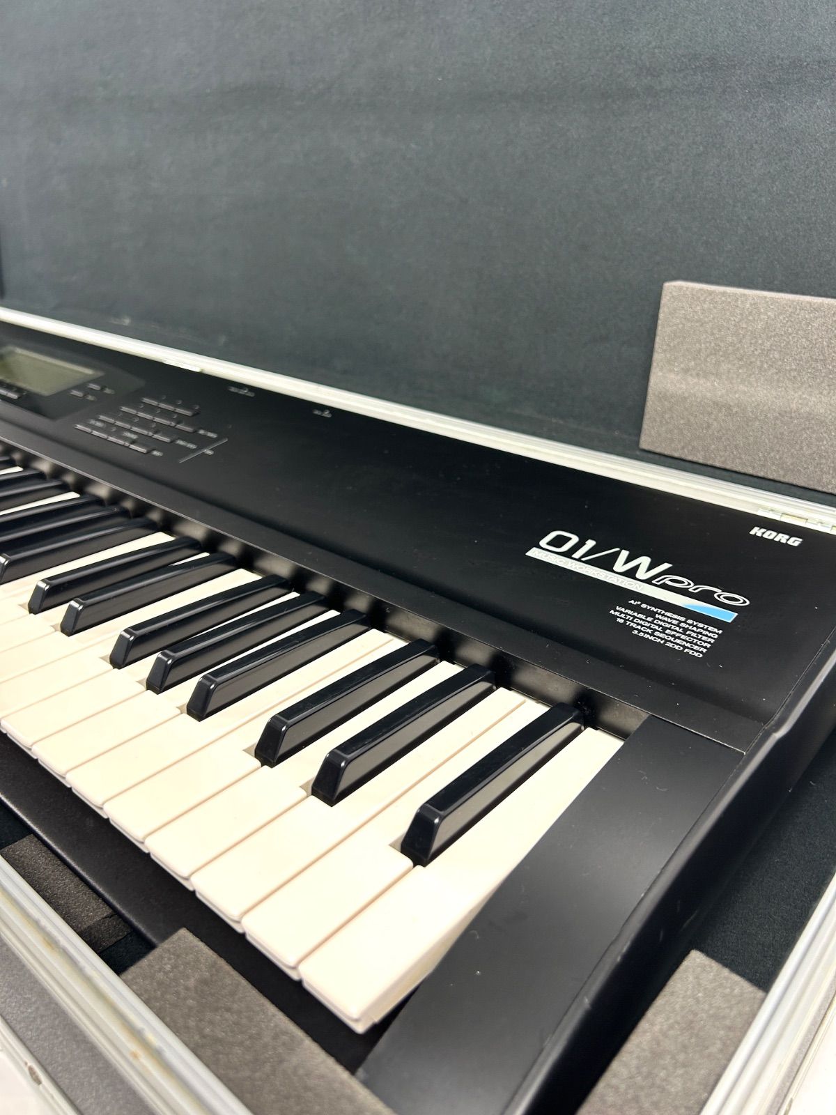 KORG 01/W pro 音楽ワークステーション シンセサイザー キーボード
