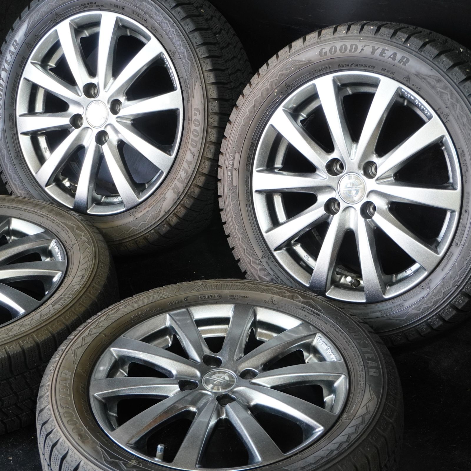 21年製 超バリ山 グッドイヤー アイスナビ8 TEAM SPARCO BALLARE 185 55R15 5.5J 40 100 4H 球面 4本 クロスUP!