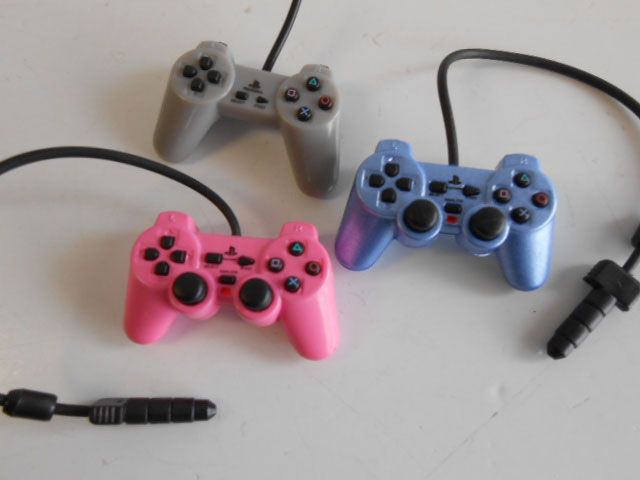 ♯Kqv10JZプレイステーションコントローラー型マスコットS入6種 ♯Kqv10JZプレイステーションコントローラー型マスコットS入6種