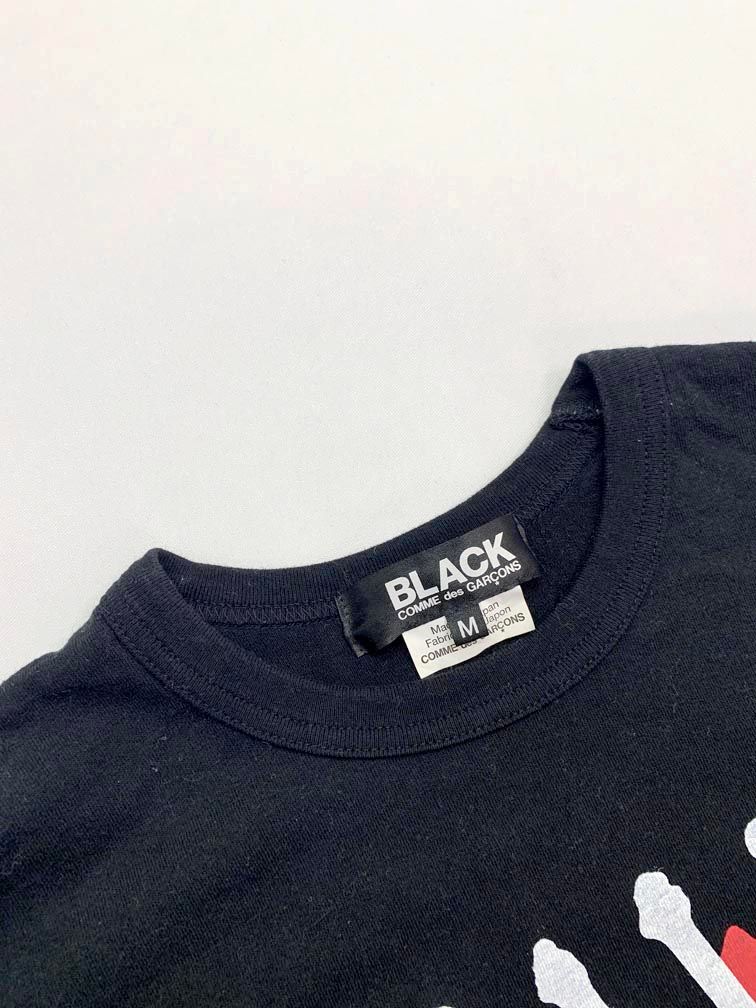 コムデギャルソンブラック グラフィックプリントTシャツブラック COMME des GARCONS BLACK コムデギャルソンブラック 1Q-T001