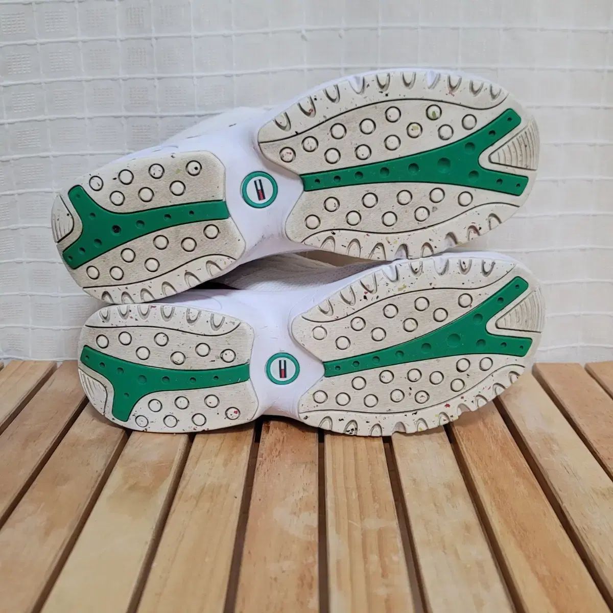 28.5cm　NIKE　AIR JORDAN 6 RETRO　エアジョーダン Tommy Hilfiger (トミーヒルフィガー) スニーカー 260