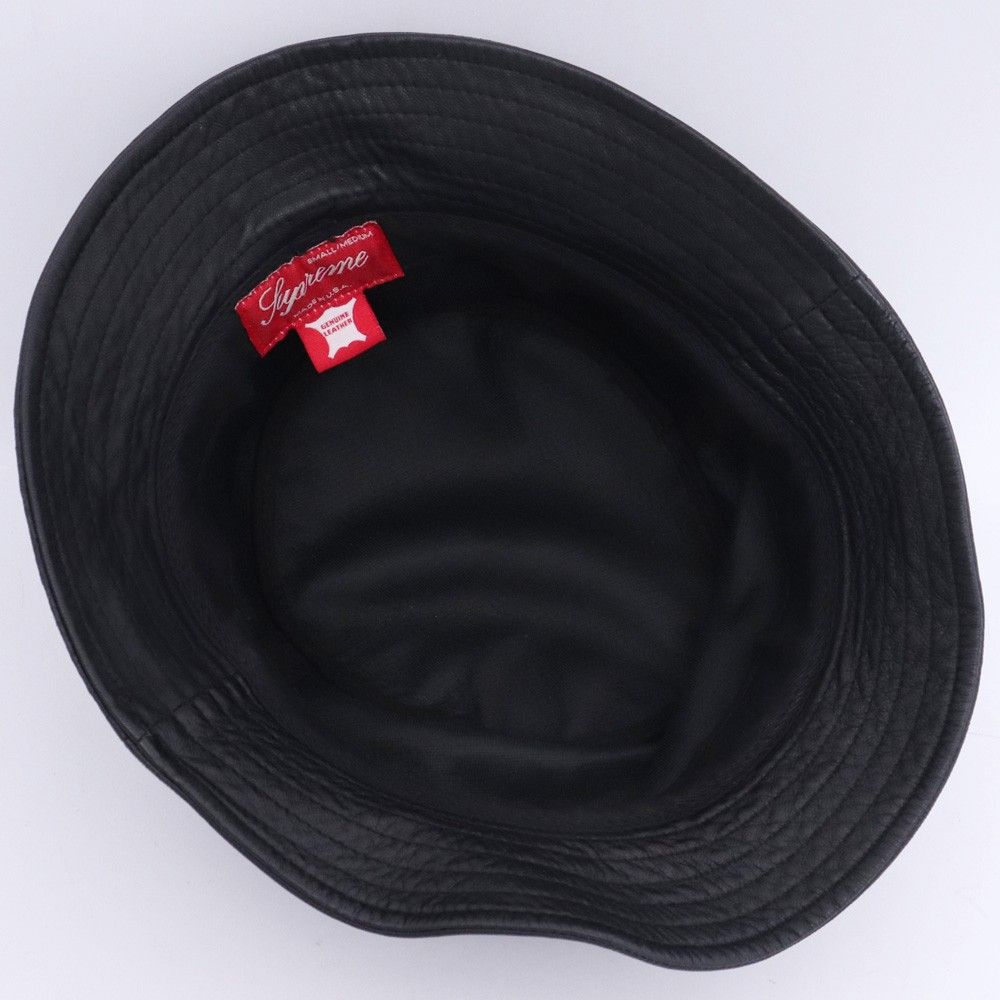 SUPREME Leather Crusher S/Mサイズ ブラック - メルカリ