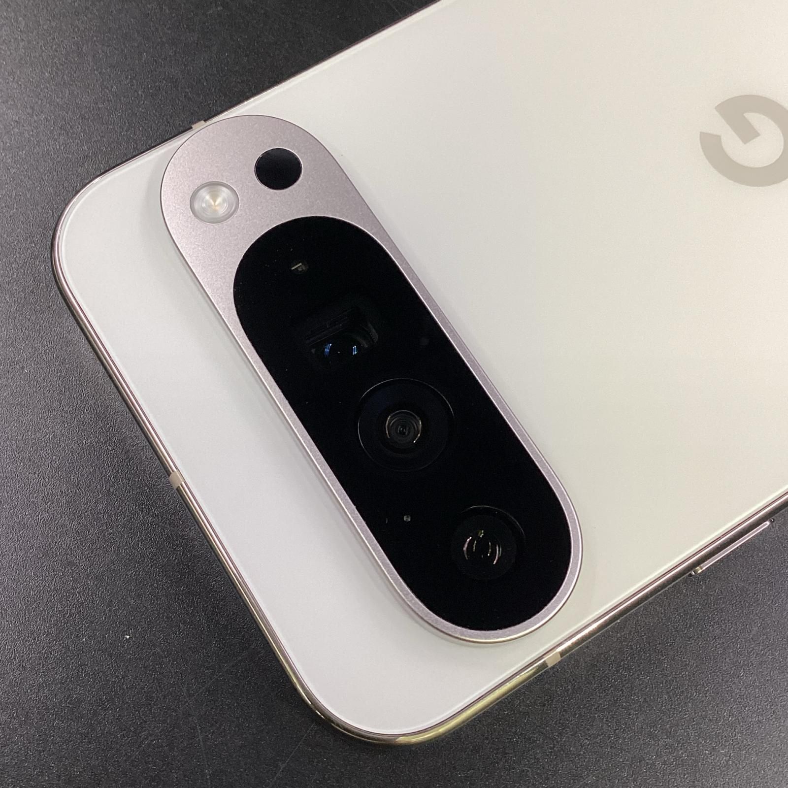 Google Pixel 9 Pro 128GB Porcelain 白 箱付 Google Pixel 9 Pro XL 128GB Porcelain SIMフリー GQ57S 白ロム