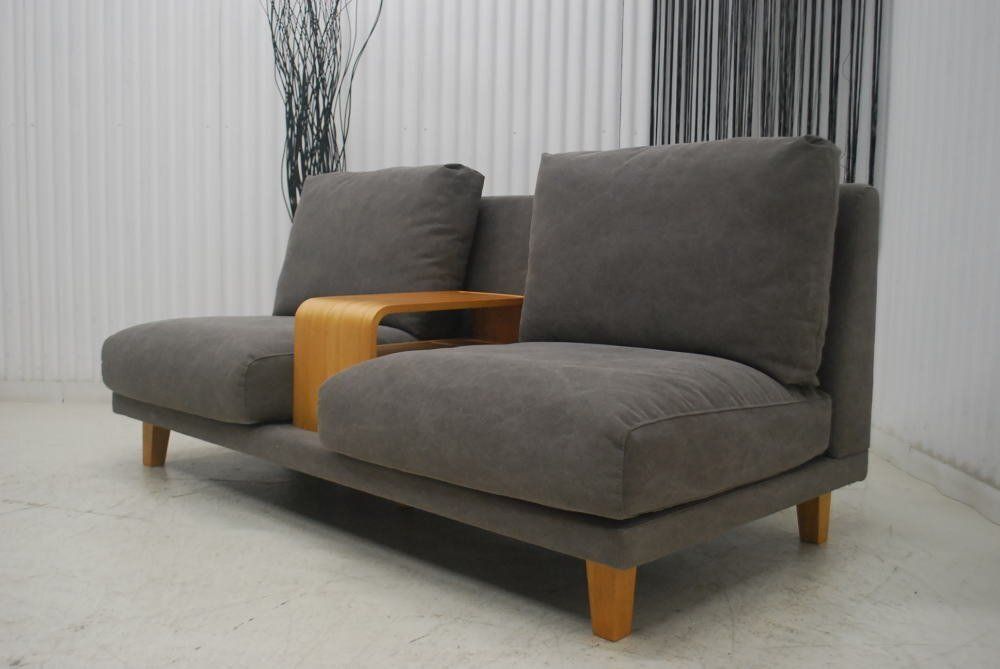 241011-3pソファー