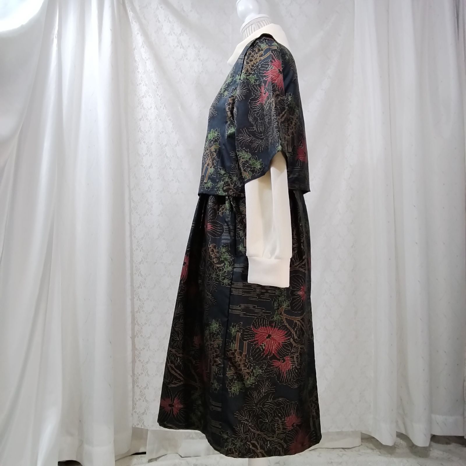 白大島紬からカシュクールワンピース image.webp
