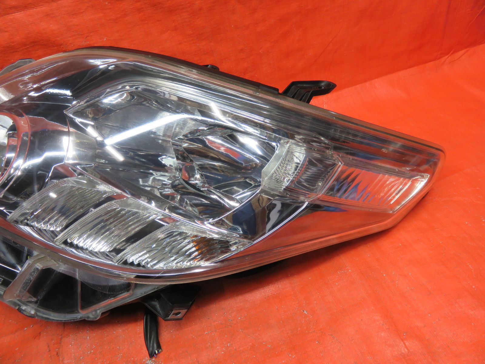 アルファード AFS付 ヘッドライト ランプ 右 ICHIKOH 58-22