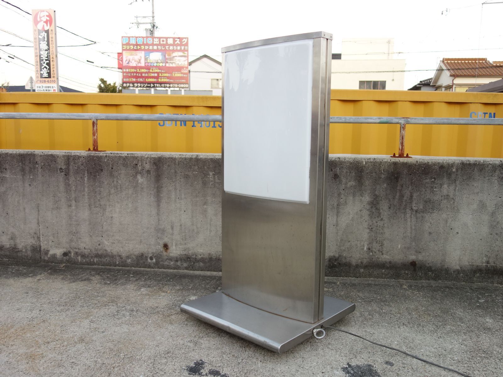 スタンド キャスター