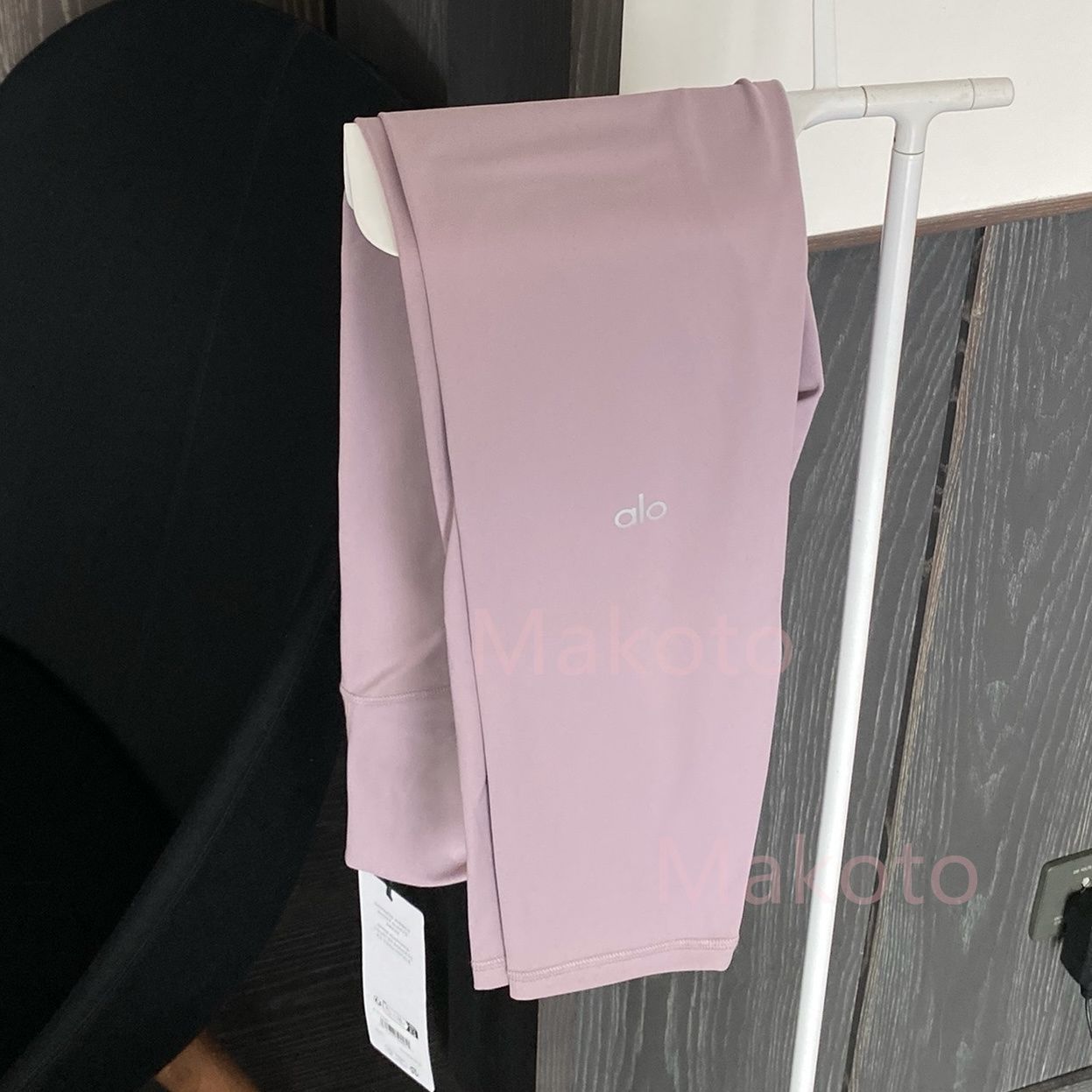 【Alo Yoga/アローヨガ】レギンス ※新品未使用 楽天市場】【SALE 60％OFF】ALO YOGA（アロ ヨガ）レギンス HIGH