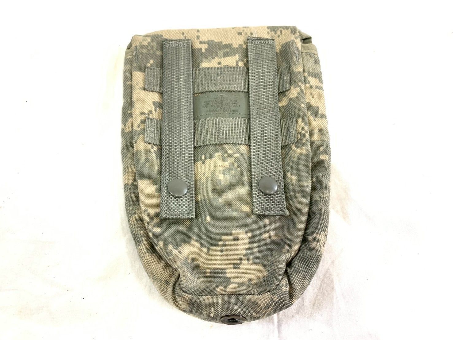 米軍放出品 折りたたみスコップ ショベル 専用ポーチ付 米軍仕様品 米軍放出品】折りたたみスコップ ショベル AMES83 米軍仕様 2006