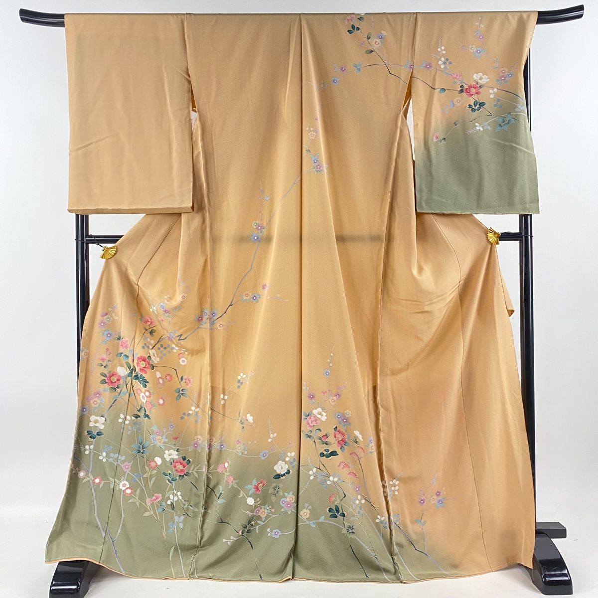 訪問着 身丈171.5cm 裄丈68.5cm 未仕立て 仮絵羽 枝花 椿 ぼかし 薄オレンジ 正絹 名品