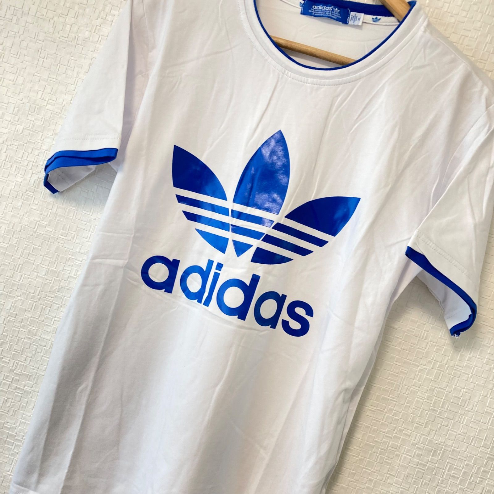 アディダス　オリジナルス　プリント　Tシャツ　半袖　ビッグロゴ　和柄　黒　XL アディダス adidas メンズ エッセンシャルズ ビッグロゴ 半袖Tシャツ