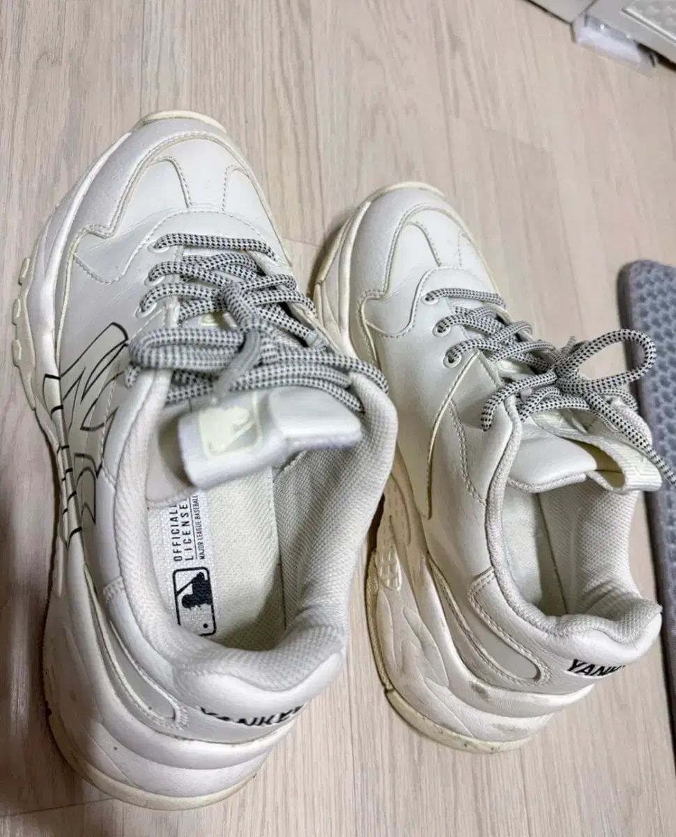 MLB ビッグボール チャンキー ニューヨーク ヤンキース 240 サイズ