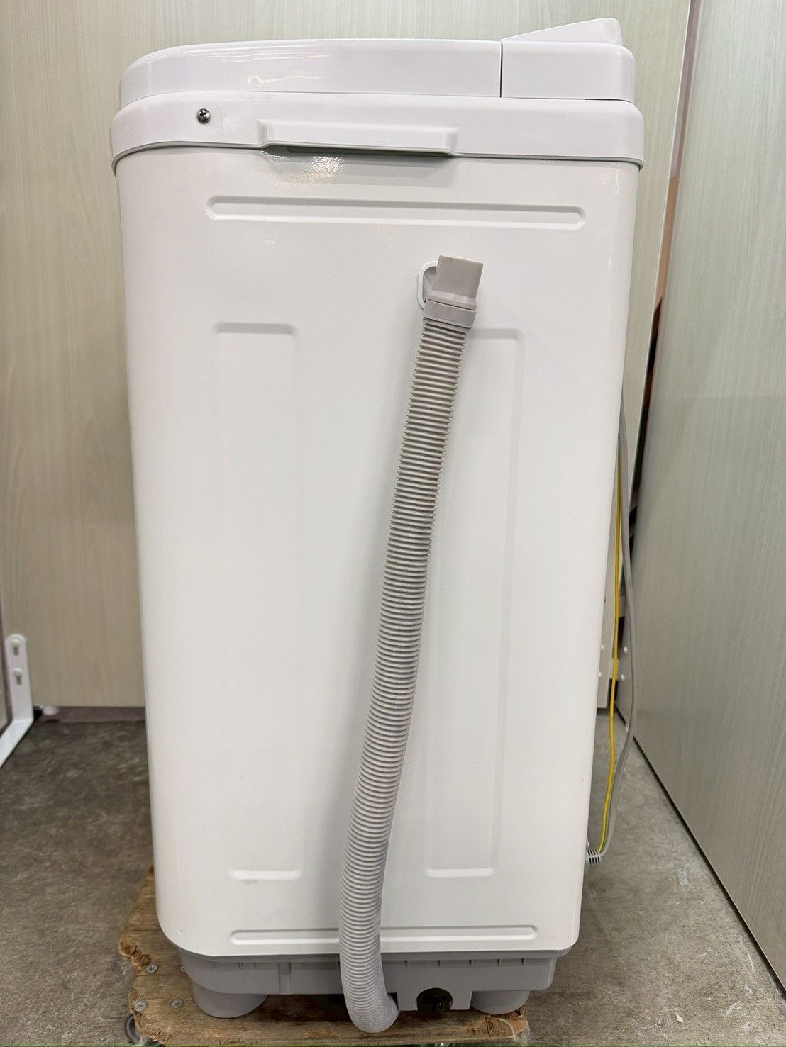 大阪送料無料☆3か月保障付き☆洗濯機☆アクア☆4kg☆2021年☆AQW-N401