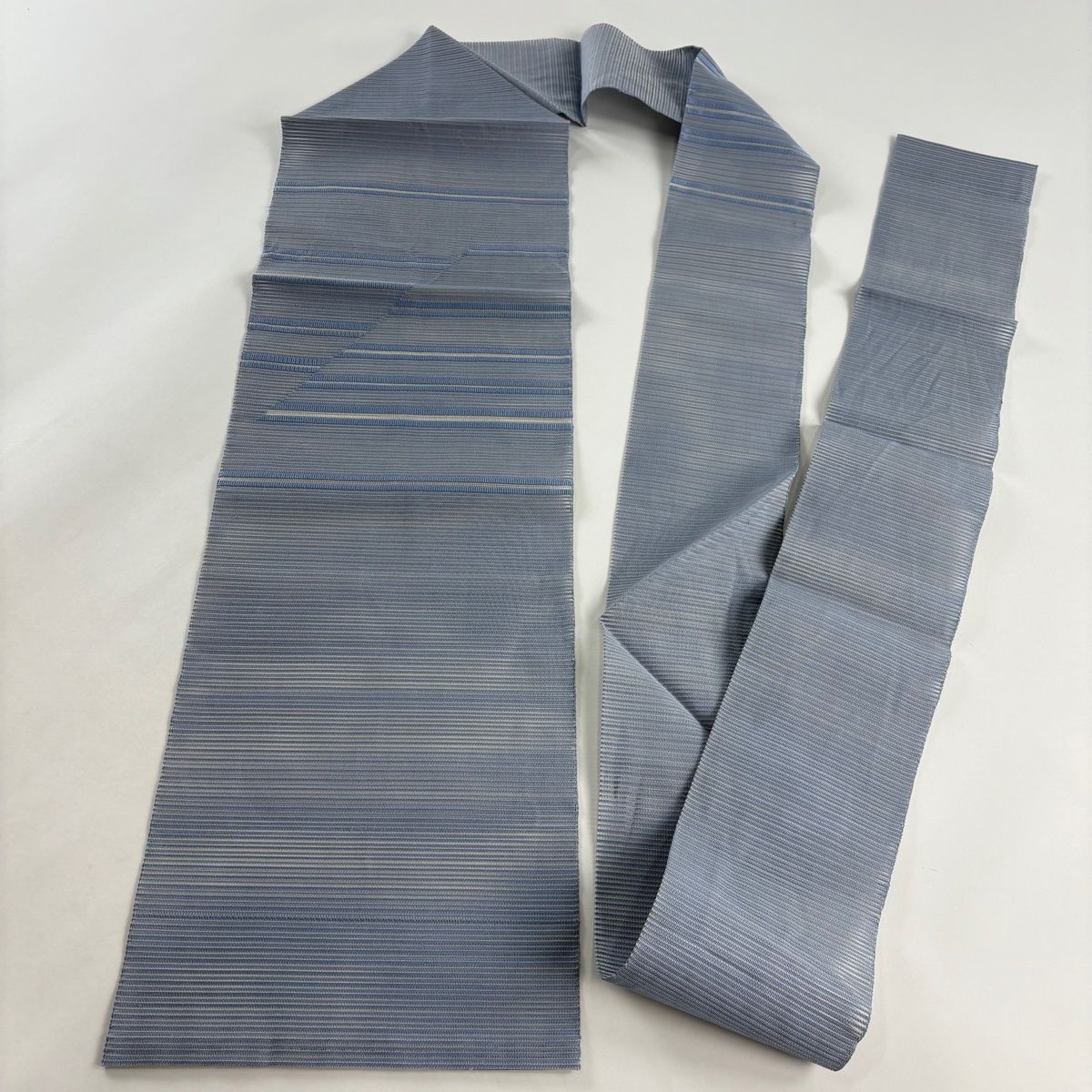 お値下げ中！〔新品〕夏帯　名古屋帯 波模様 青色 帯のアトリエ花邑 hanamura 銀座「青海波に水辺文様 紋紗 名古屋帯」