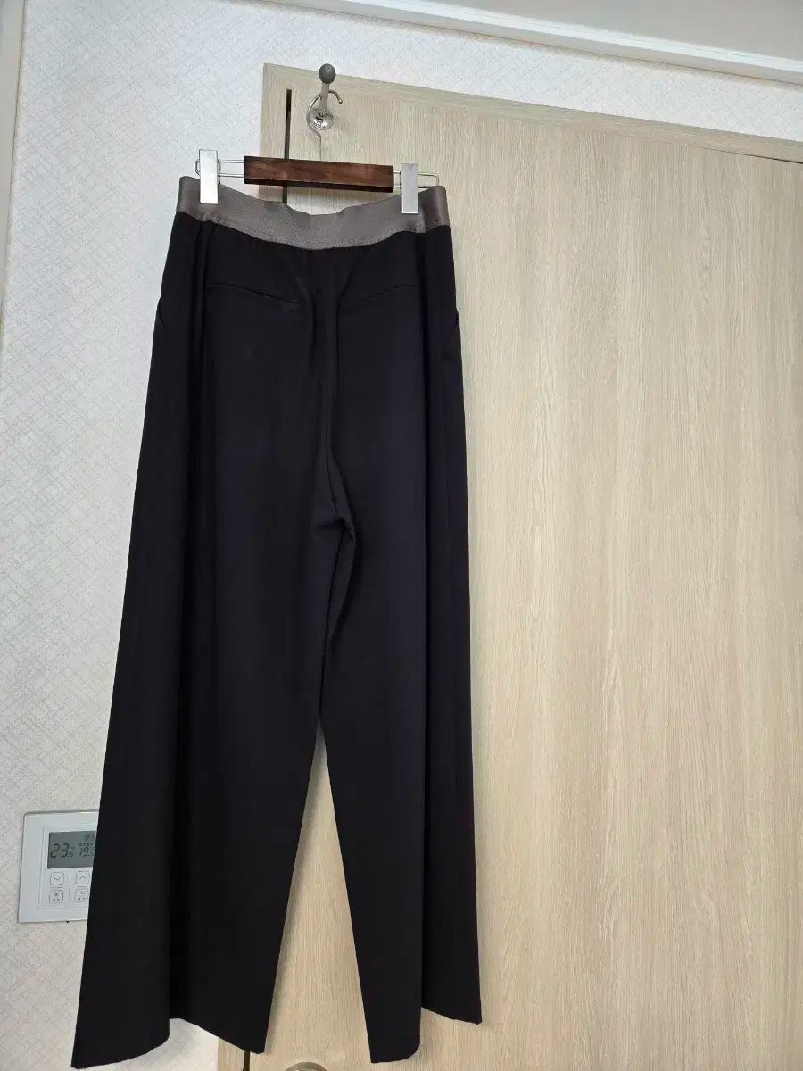 システムパンツ