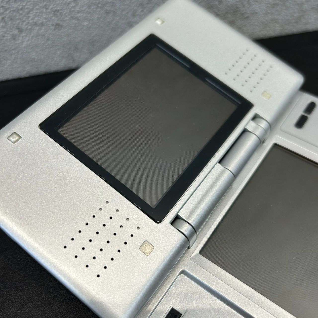 稼動品】 初代 ニンテンドーDS 本体 NTR-001 シルバー 銀 KGID - メルカリ