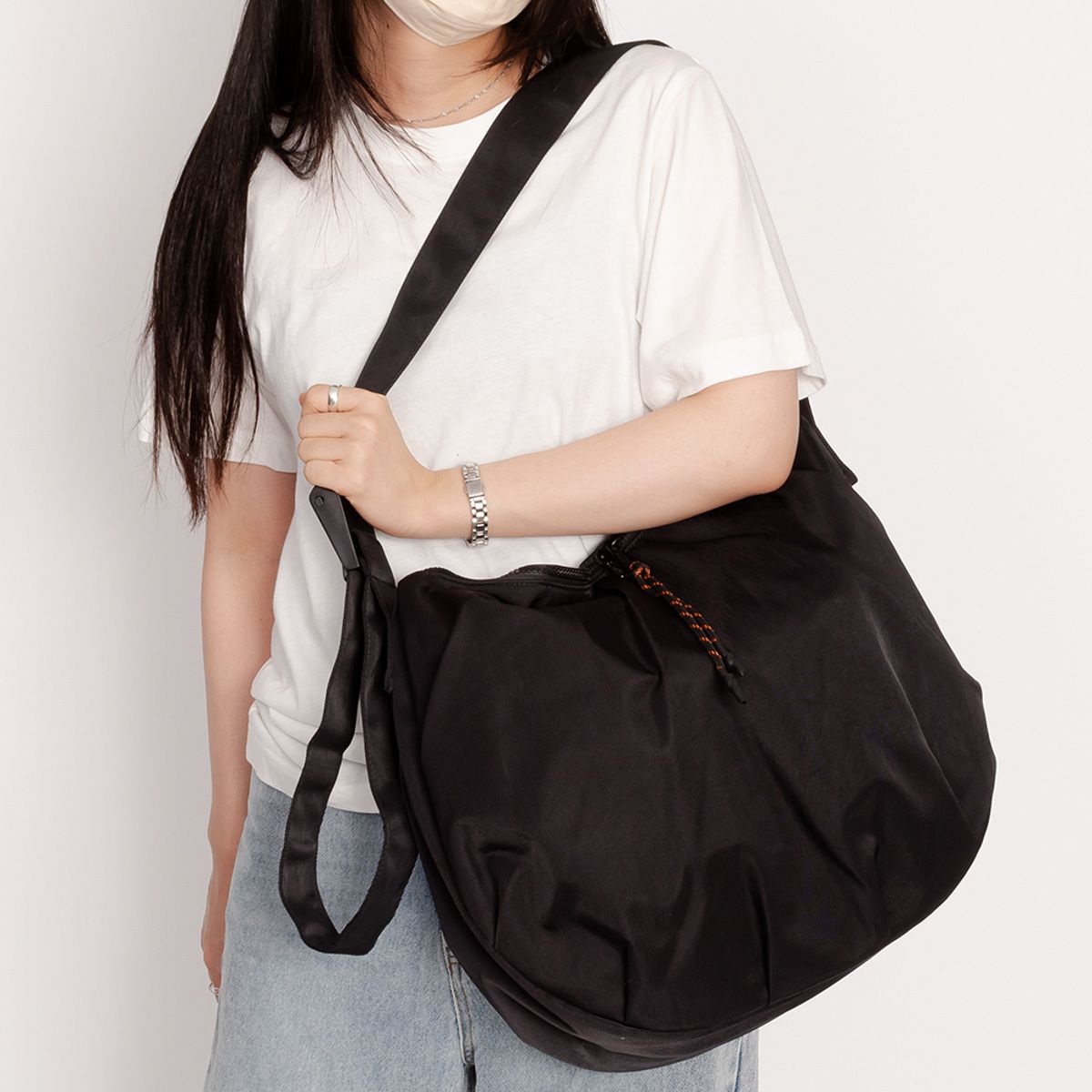 新品・未使用】 ショルダーバッグ レディース メンズ ユニバーサル 