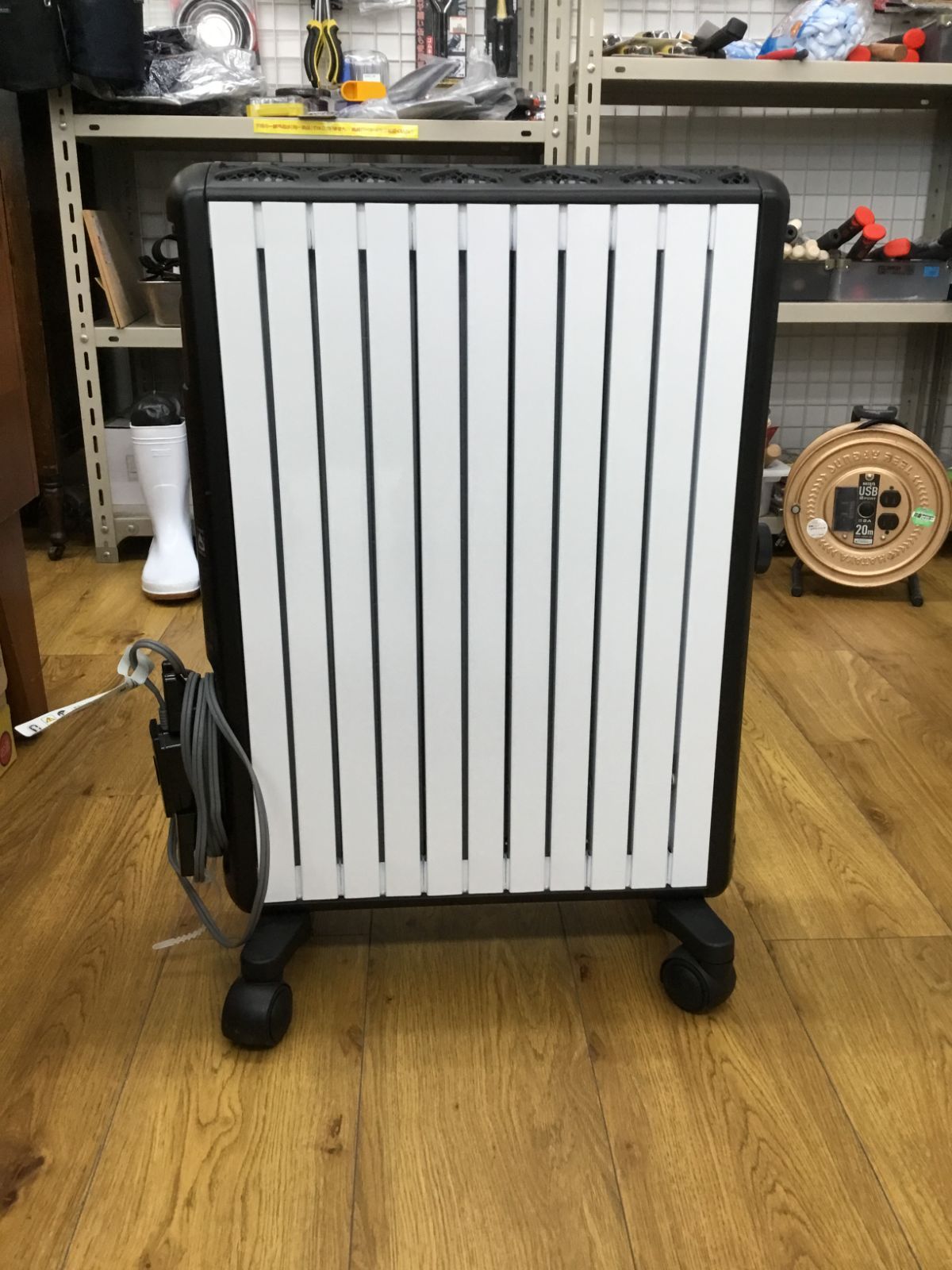 中古美品　DeLonghi 　デロンギ　 マルチダイナミックヒーター 　MDHU15-BK　エキスパート藤沢辻堂店