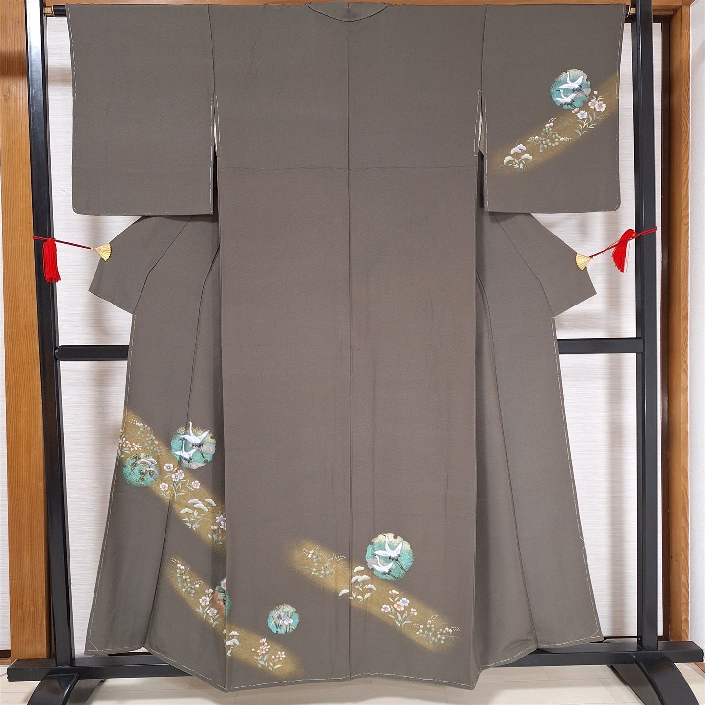 付け下げ　菊花　萩　リーフ　花模様　着物　053a d 付け下げ 菊花 萩 リーフ 花模様 着物 053a d