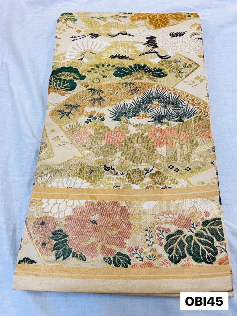 帯】丸帯 全通柄 刺繍 アンティーク帯 アンティーク 正絹 鶴 菊