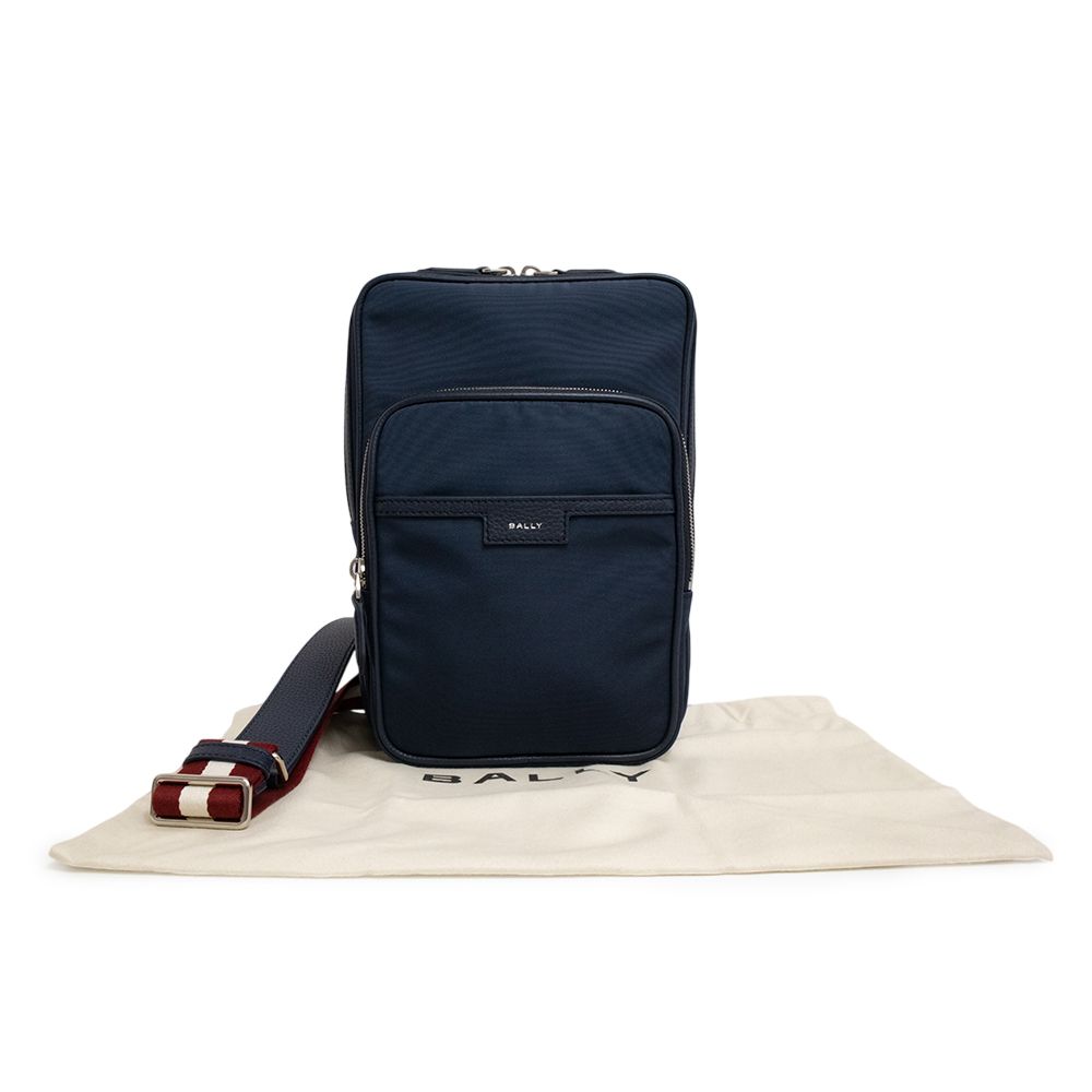 バリー CODE SLING BAG コードスリングバッグ ショルダー ボディバッグ 斜め掛け ナイロン レザー ネイビー シルバー金具 6307015 BALLY