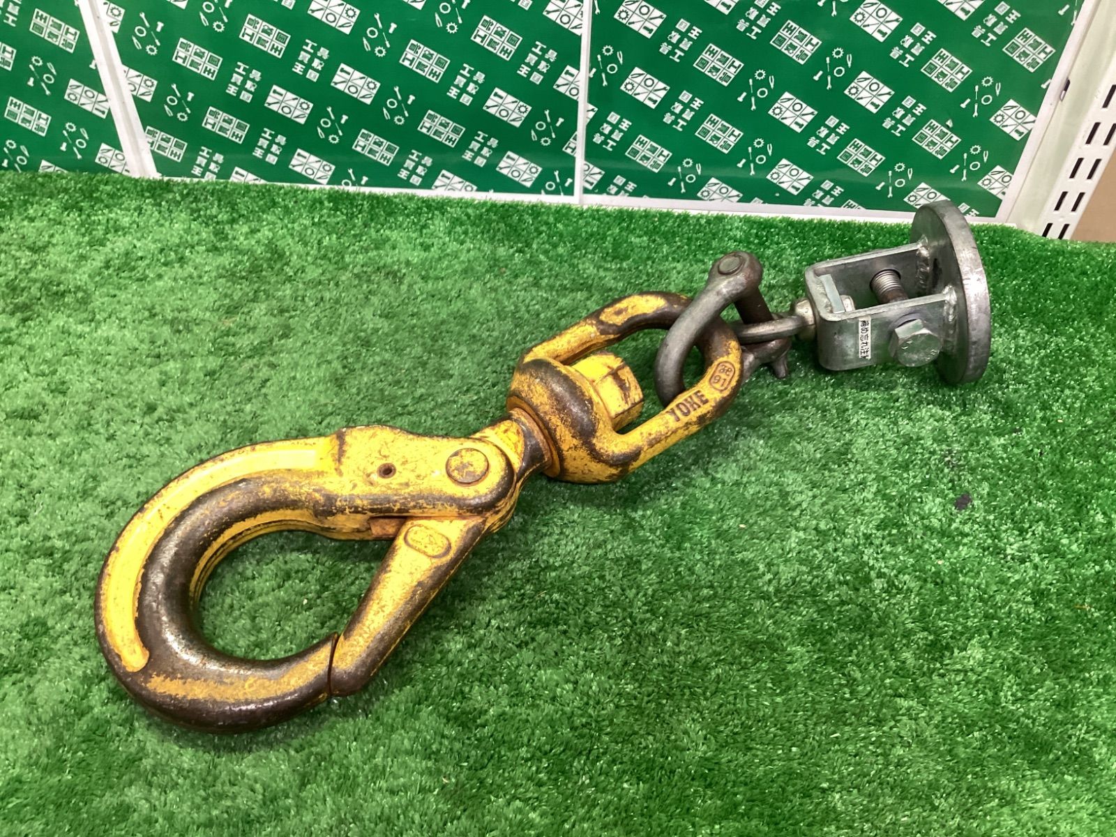 YOKE スイベル式 ロックフック YE13-8 4.2t 吊フック ITXFZHXFH064