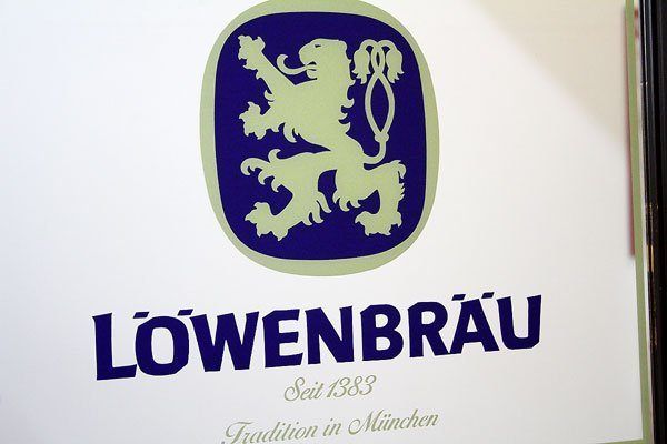 LOWENBRAU/ レーベンブロイ パブミラー/鏡 34×43.5cm 看板