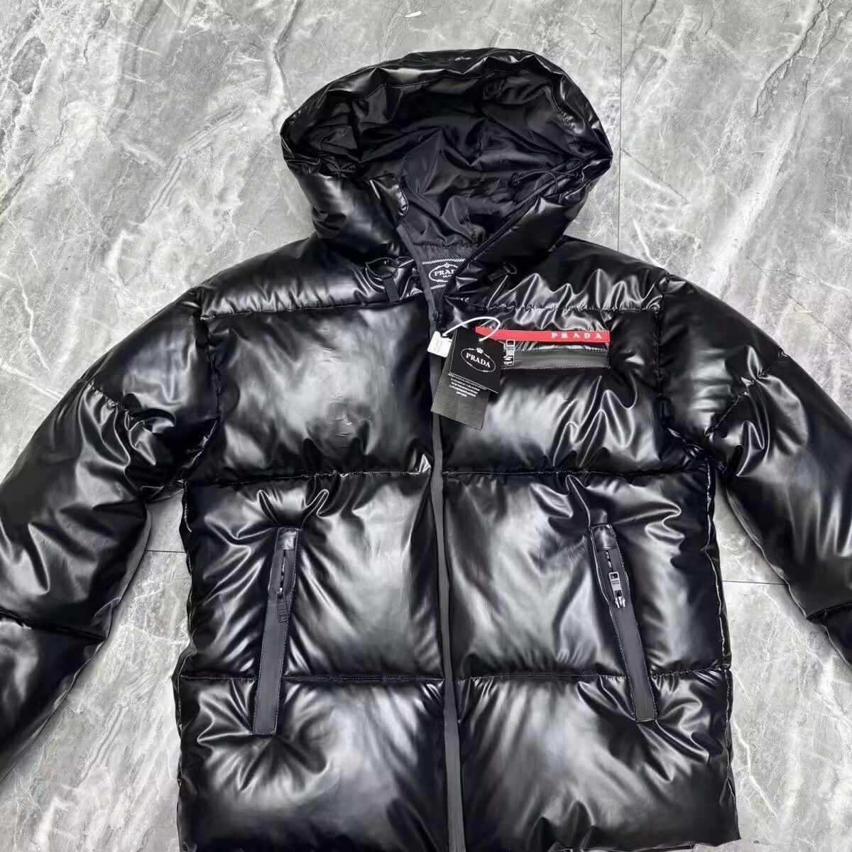 超美品‼️PRADAダウンジャケット/男性用/紺色 PRADA プラダ メンズ ダウンジャケット｜本日限定特価｜新品未