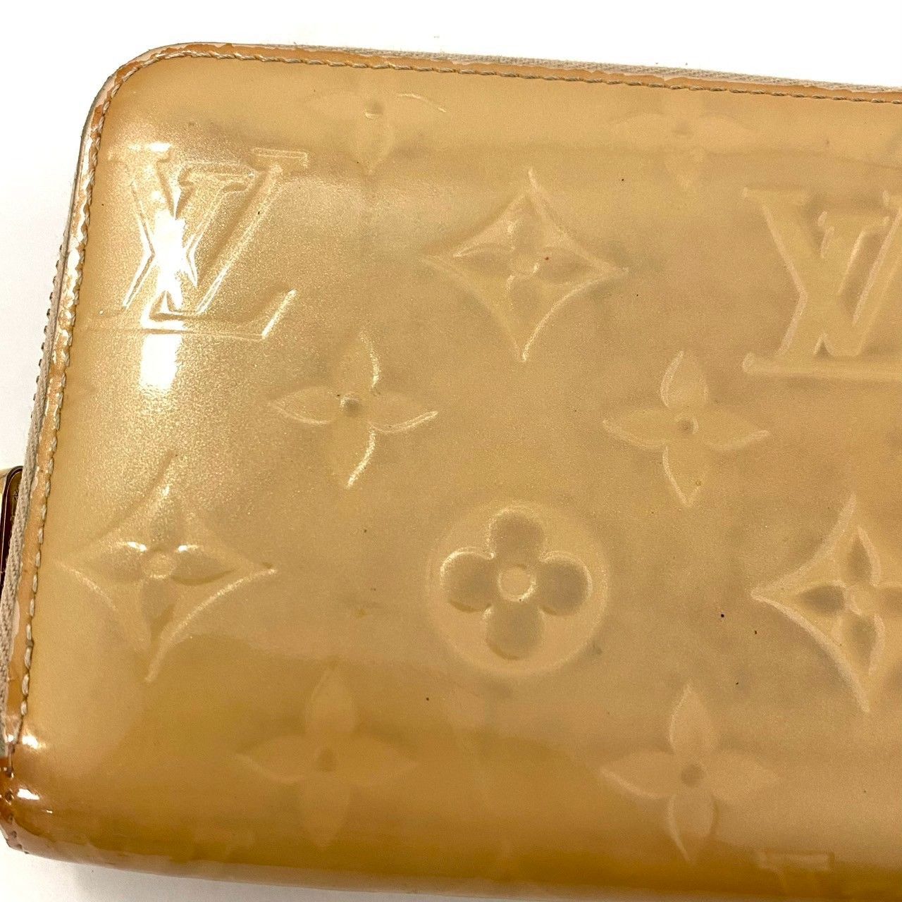 M【LOUIS VUITTON】ジッピーウォレット モノグラム ヴェルニ