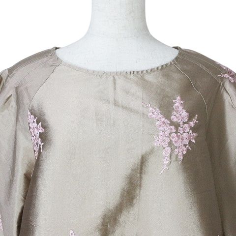 ヌキテパ NE QUITTEZ PAS! 美品 ブラウス 長袖 刺繍 花柄 プルオーバー