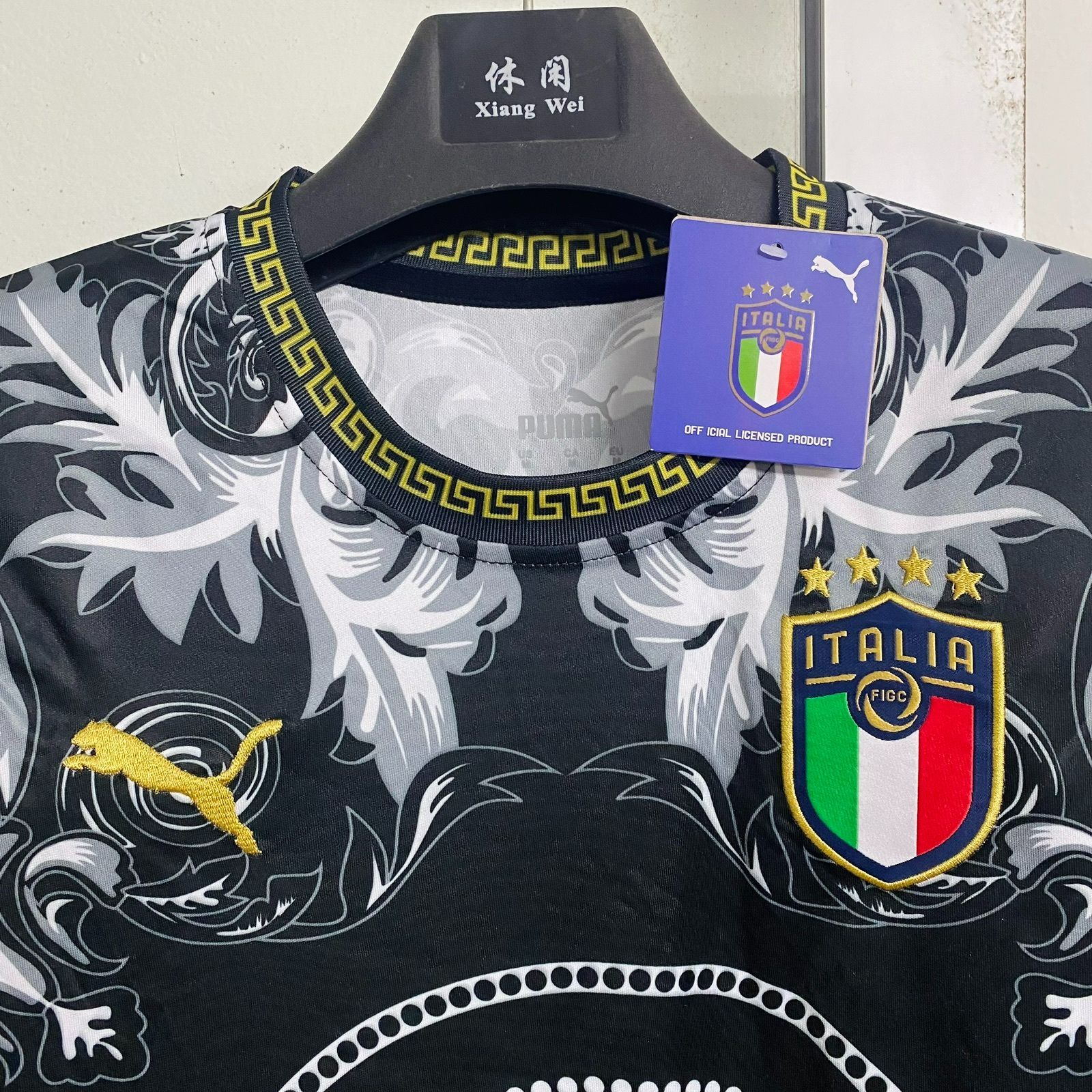 新品 未使用 VERSACE ヴェルサーチ　イタリア代表ユニフォーム