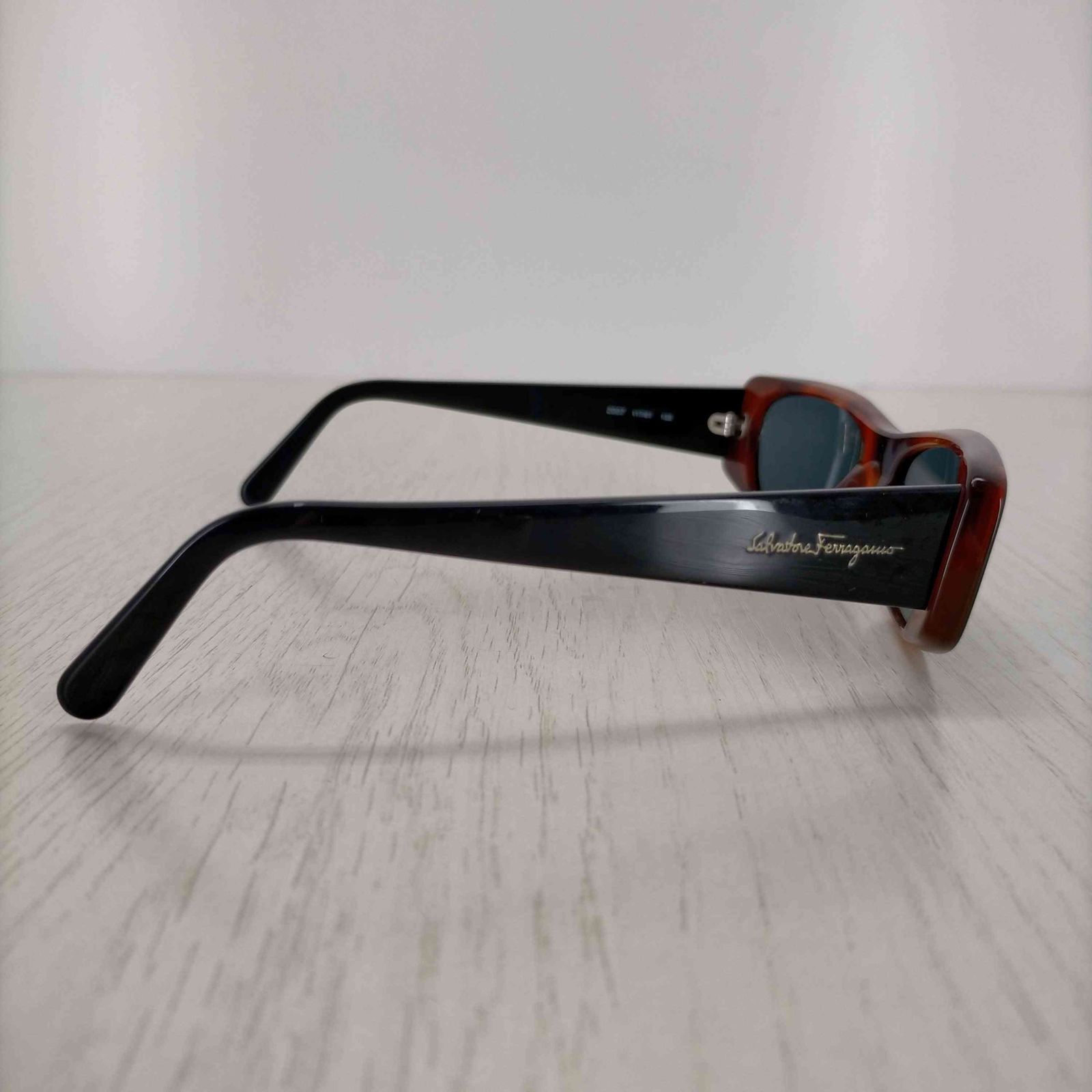 サルヴァトーレフェラガモ Salvatore Ferragamo 2007 117/61 135 サルヴァトーレフェラガモ Salvatore Ferragamo 2007 117/61 135