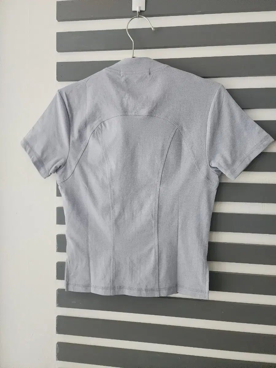 ジップアップTシャツ M