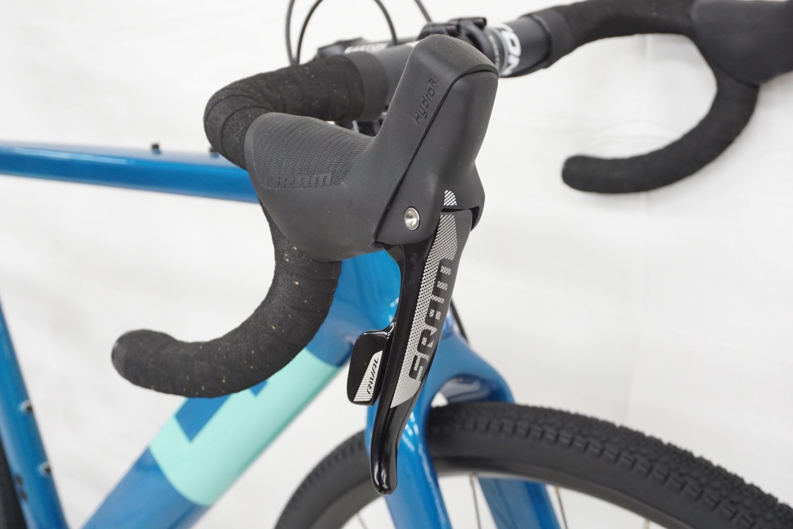 3T 「スリーティー」 EXPLORO PRO RIVAL 1x11s 2021年モデル グラベル