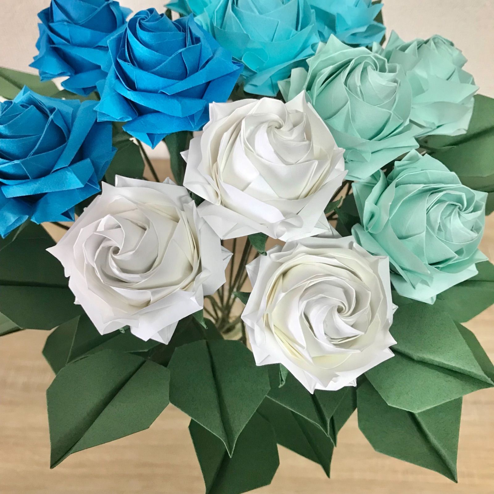 オーダーメイド可能【折り紙のバラ花束】スワッグ・ブーケ